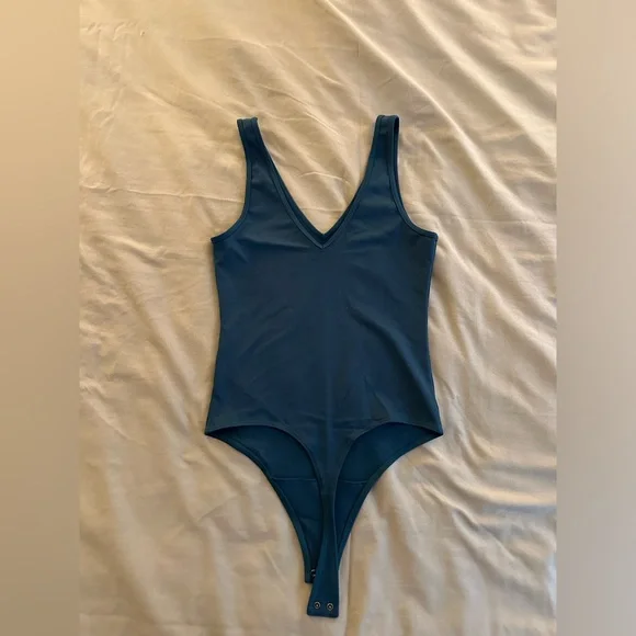Abercrombie & Fitch Dark Teal Seamless Vneck Bodysuit - Picture 3 of 8